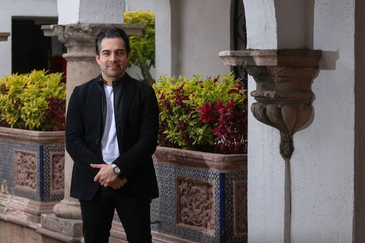 Por COVID-19, Omar Chaparro realizará cubrebocas a mayoreo de su marca