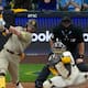 Homeruns de Cerveceros sorprenden a Padres de San Diego