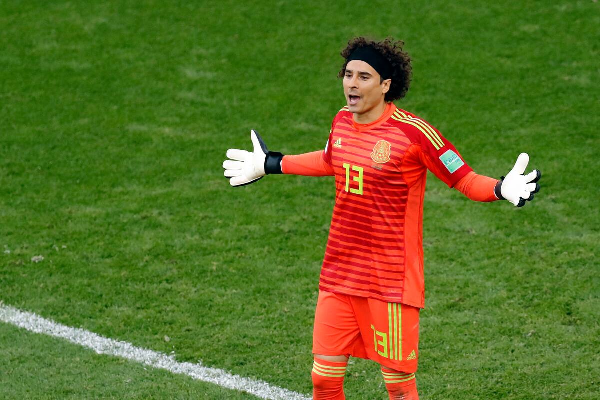 La carrera de Guillermo Ochoa a sus 35 años