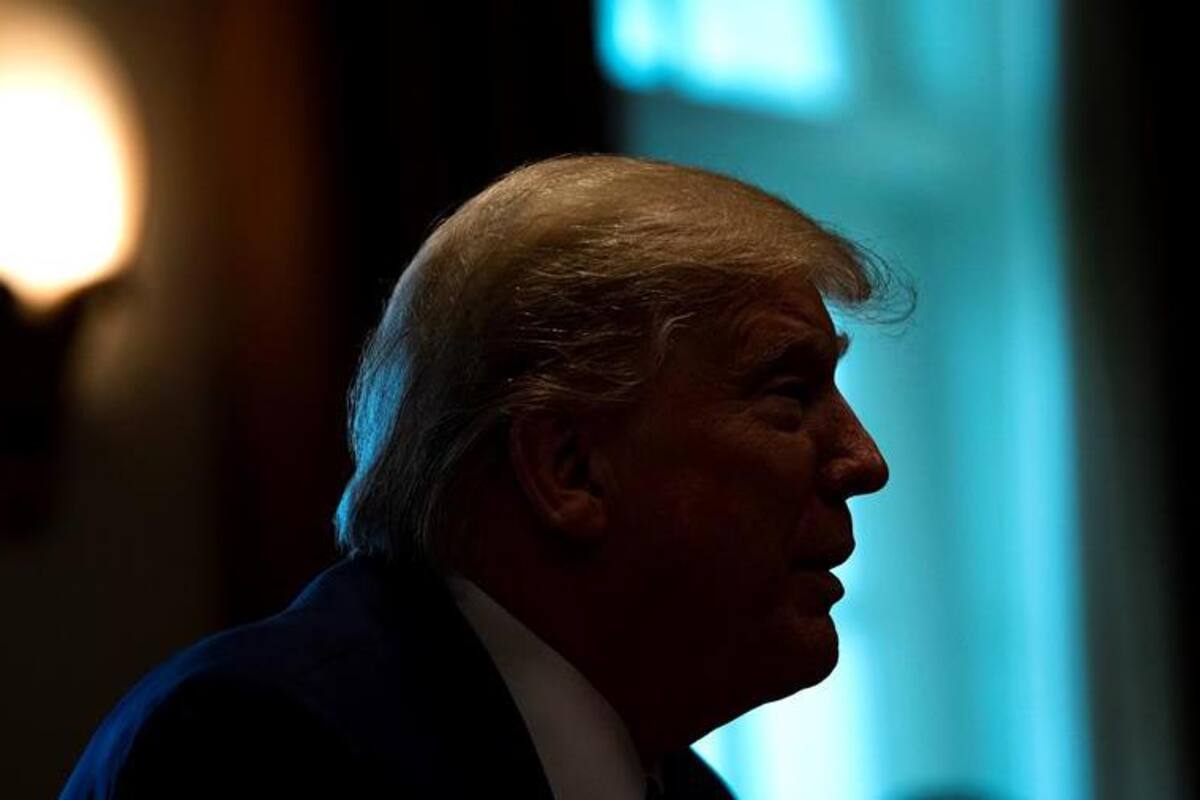 Propone Trump multimillonario estímulo fiscal de cheques para ciudadanos