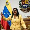 Delcy Rodríguez califica de “vergonzoso” que venezolanos celebren ataque de EEUU tras captura de Maduro y recrudece tensiones políticas
