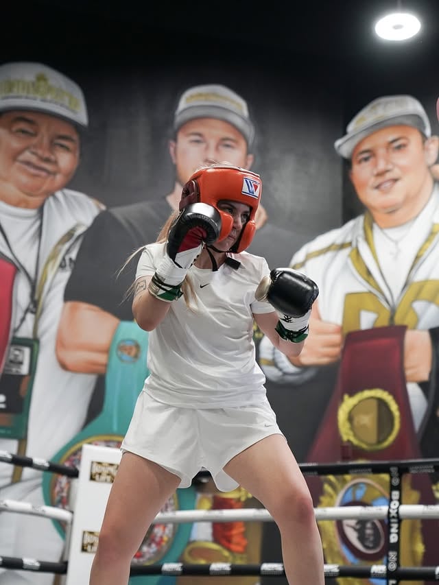 Samy Rovers tuvo un sparring en la escuela de Eddy Reynoso. (Foto: @samyrivera)