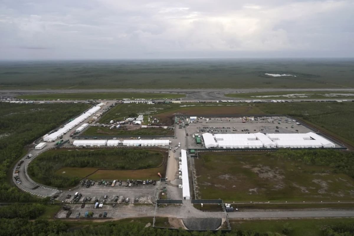 Juez federal ordena cierre del centro de detención migratoria “Alcatraz de los Caimanes” en Florida