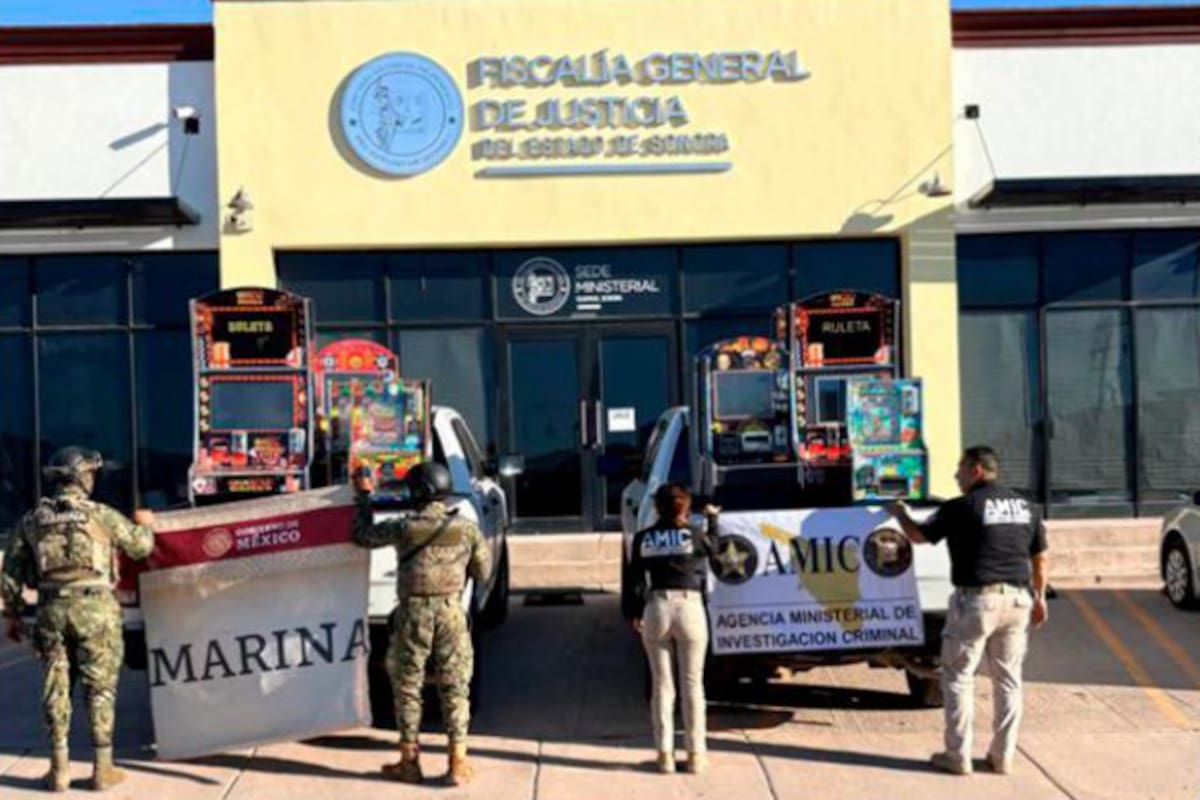 AMIC, Marina y Policía Municipal aseguran 11 tragamonedas en operativos en Guaymas