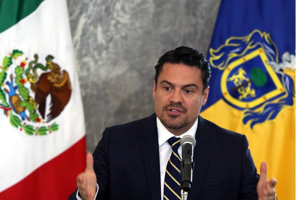Detienen a 2 mujeres por alterar escena del crimen contra Aristóteles Sandoval