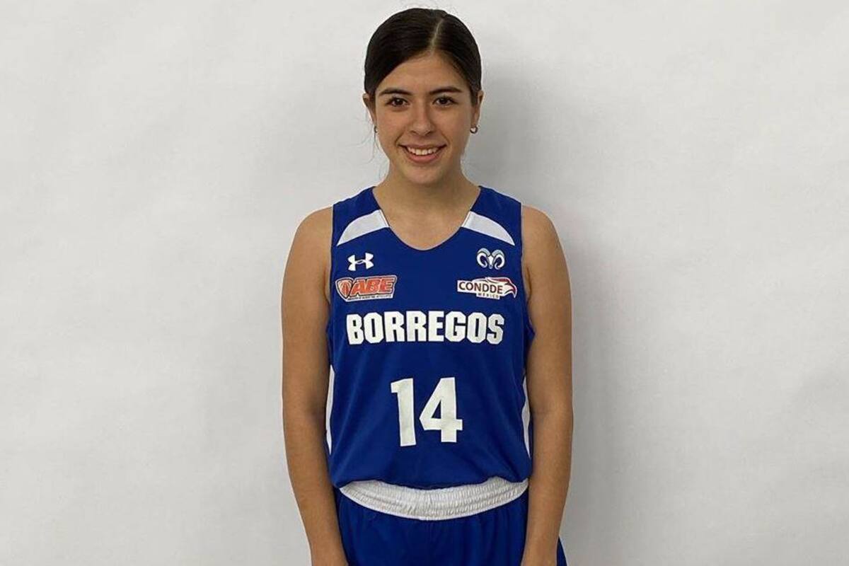 Karina Esquer demuestra su talento