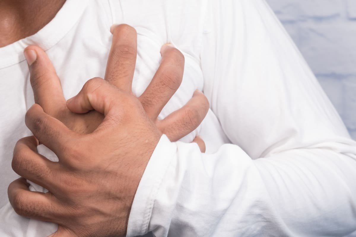 Infartos y ACV no son repentinos: el 99% ocurre en personas con factores de riesgo previos