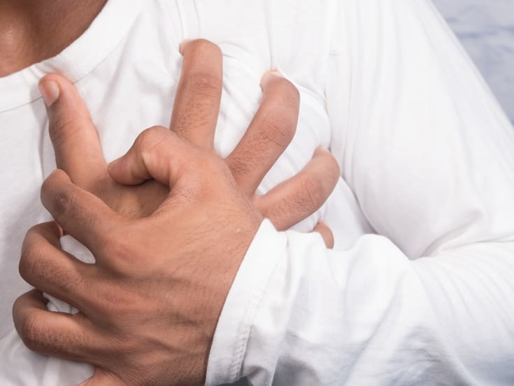 Infartos y ACV no son repentinos: el 99% ocurre en personas con factores de riesgo previos