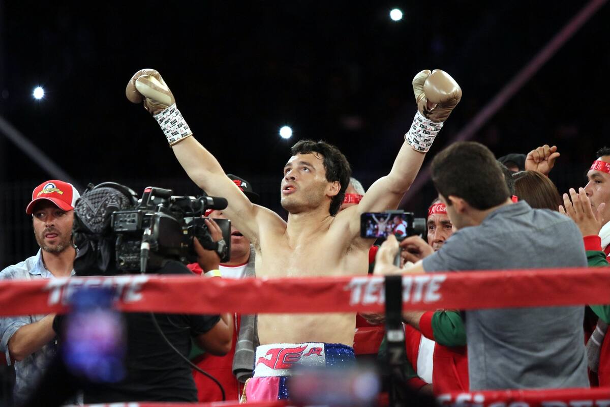 Chávez Jr. asegura que noquearía a Conor McGregor en pelea de box