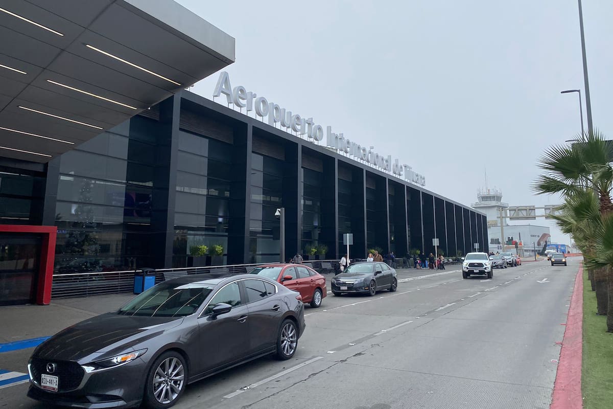 Retrasan vuelos por neblina en el Aeropuerto de Tijuana