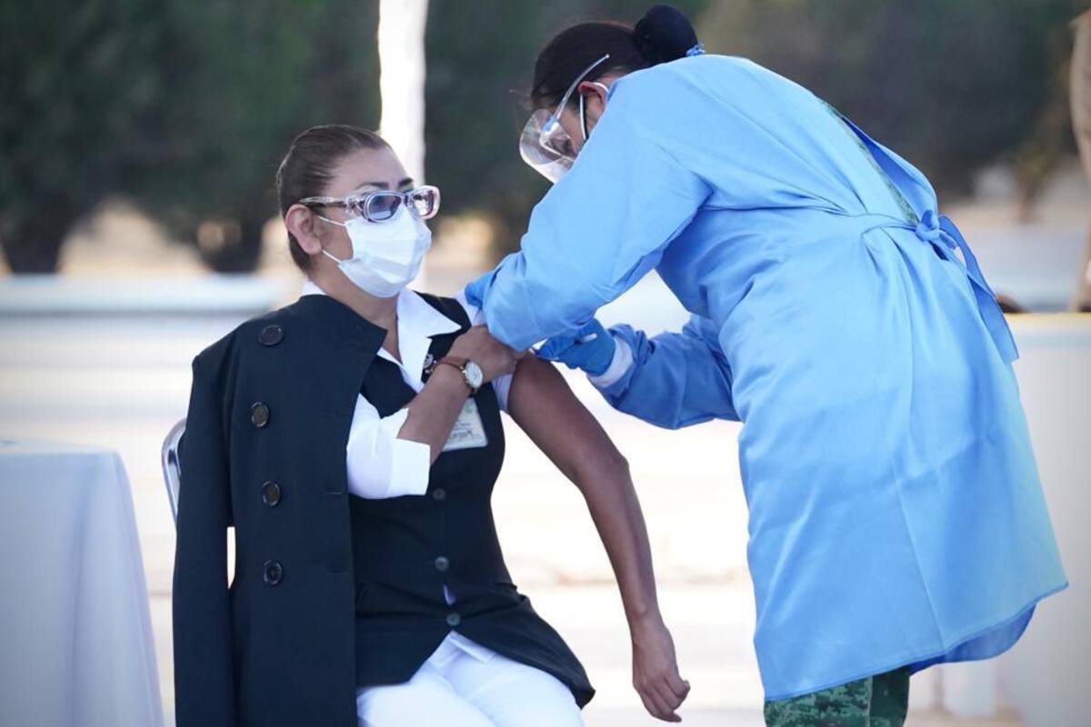 Enfermera de Coahuila presenta reacción alérgica a vacuna contra Covid, es el segundo caso en México