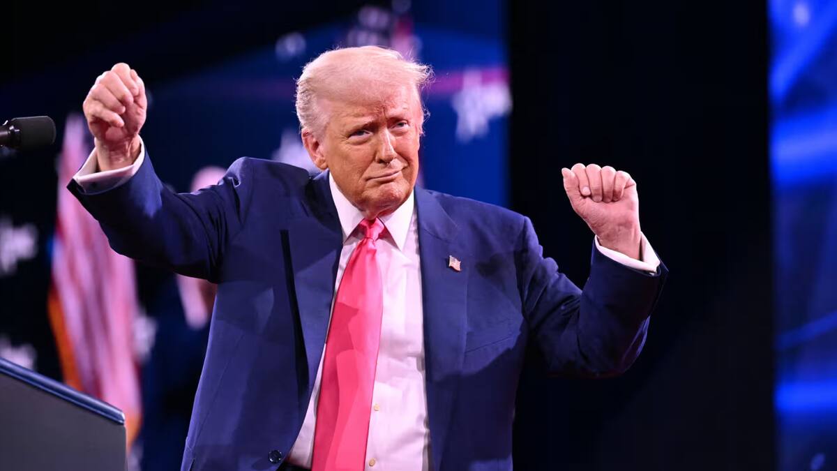 Trump lanza duras críticas a México y Canadá en su discurso en la CPAC. Foto: Especial