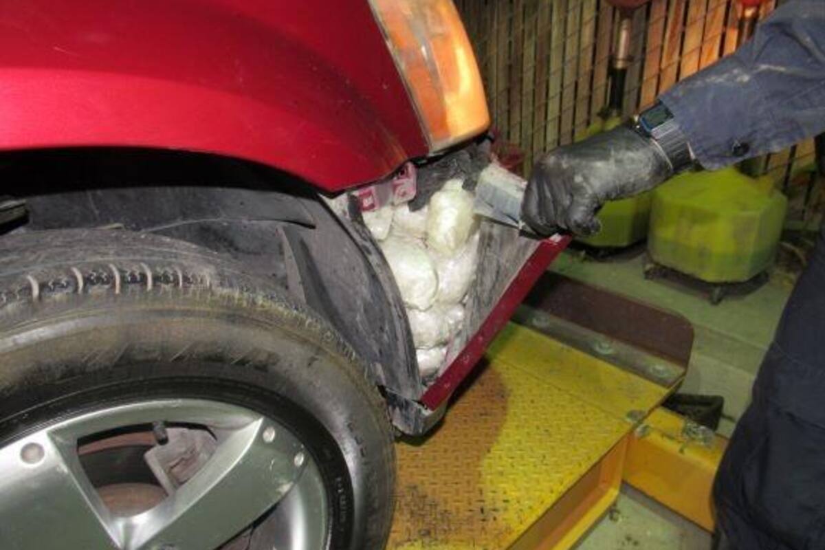 Arrestan a dos estadounidenses en garita de San Luis, AZ