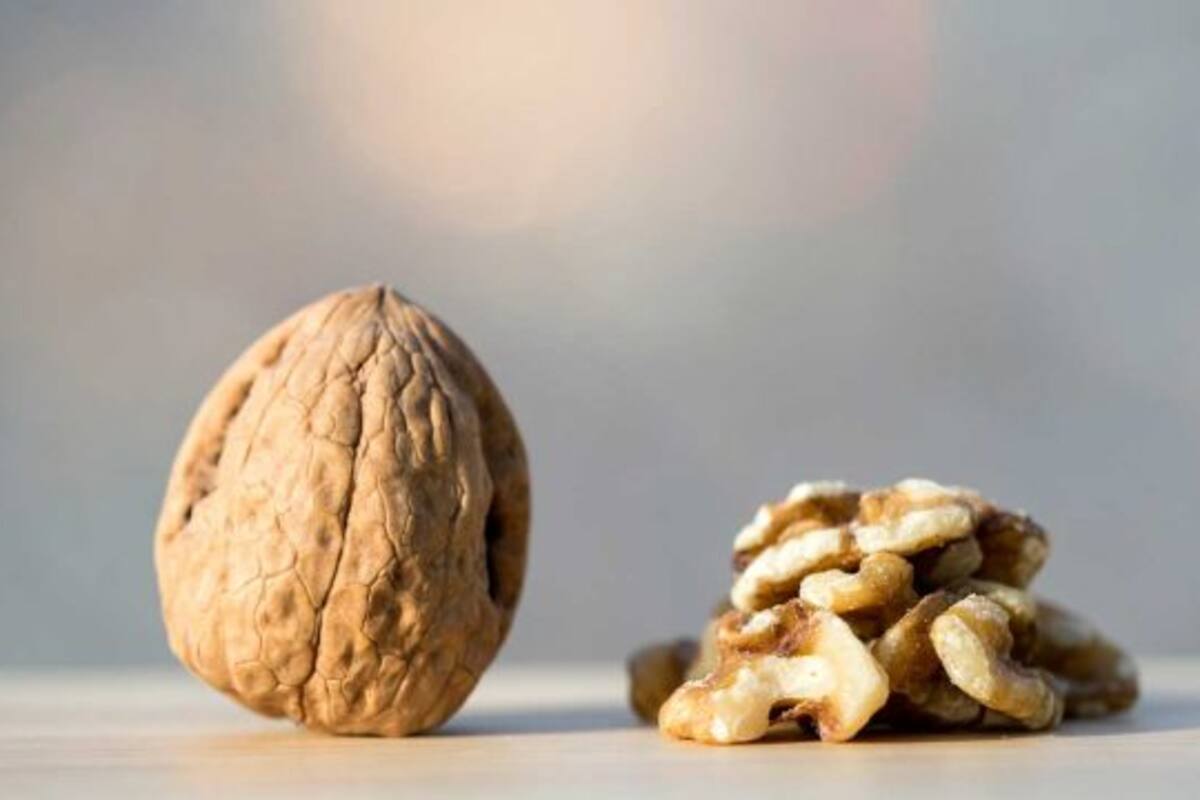 Comer nueces puede ayudar a prevenir enfermedades cardiacas