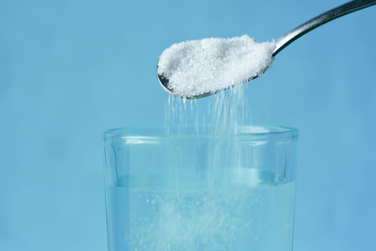 agua, sal y azúcar
