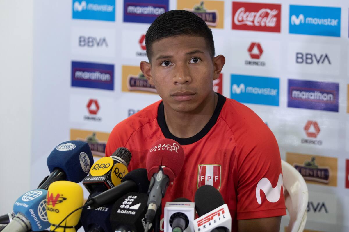 "Ante Perú siempre son favoritas las otras selecciones", Edison Flores