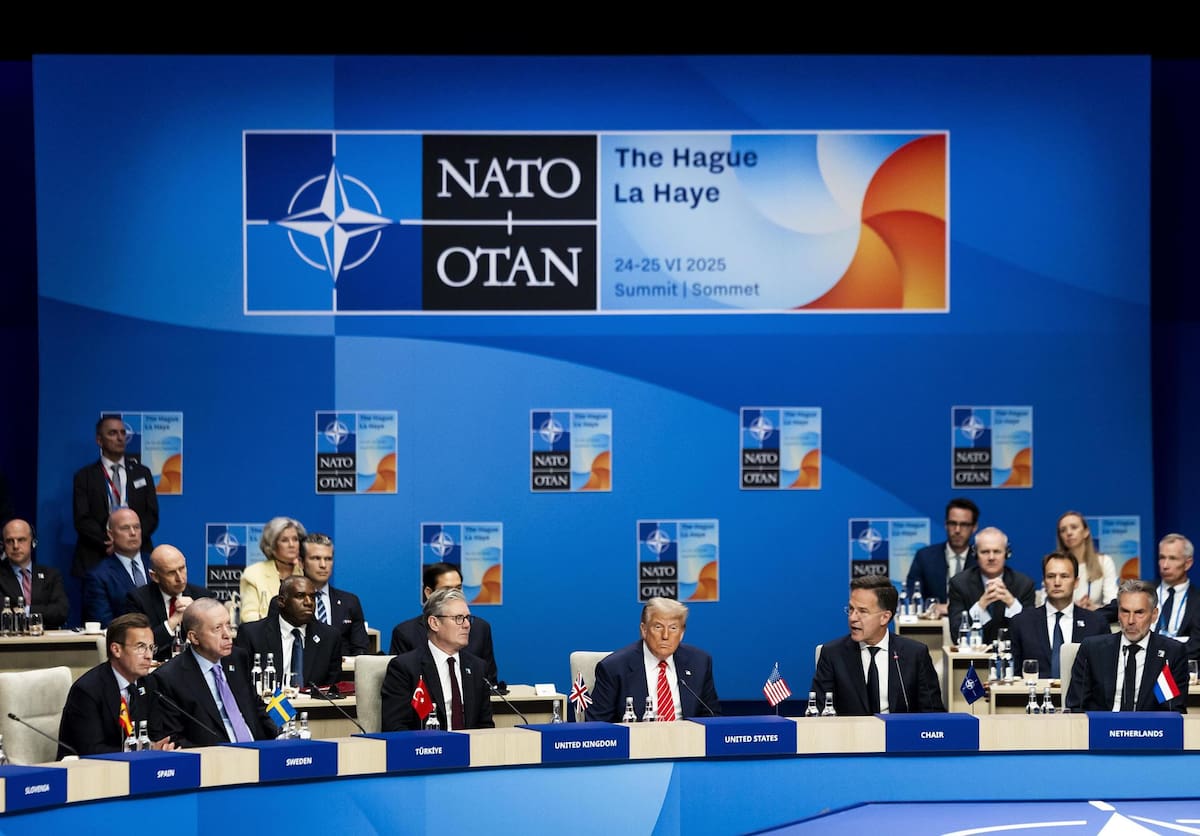El presidente Donald Trump en la cumbre de la OTAN en La Haya, Países Bajos. | Crédito: EFE/EPA/REMKO DE WAAL