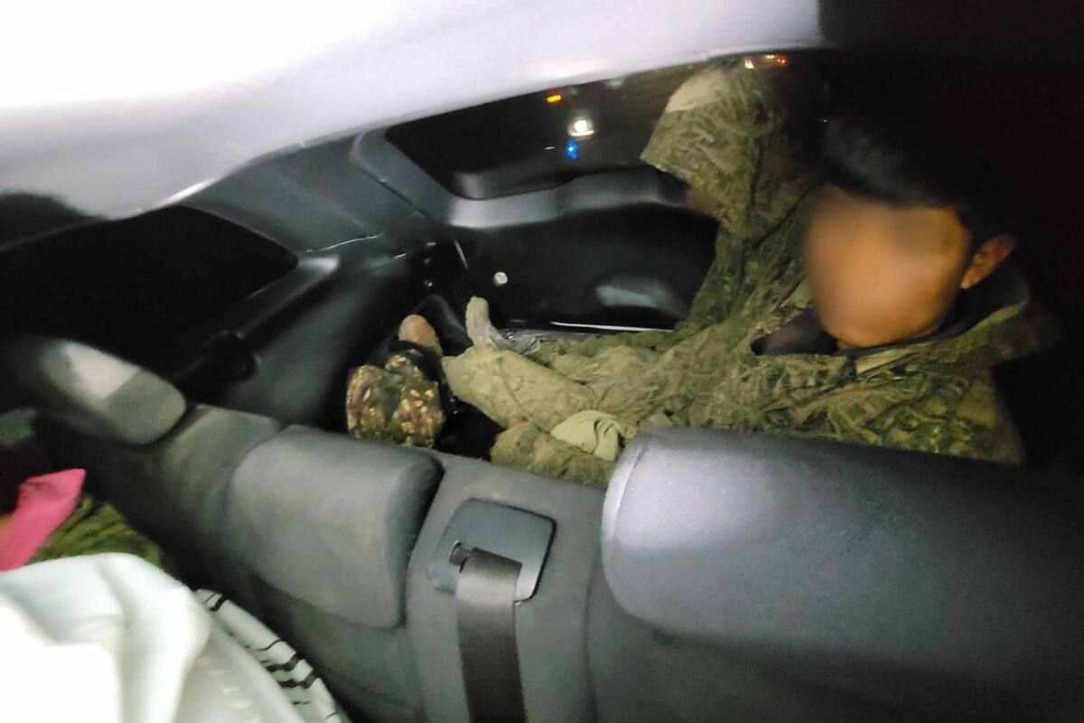 Capturan a inmigrantes ilegales que traficaban a otros inmigrantes en Arizona