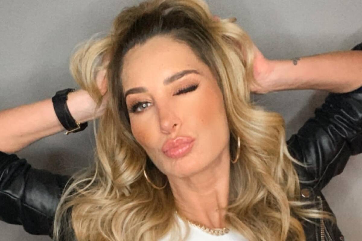 Geraldina Bazán se deja ver sin maquillaje