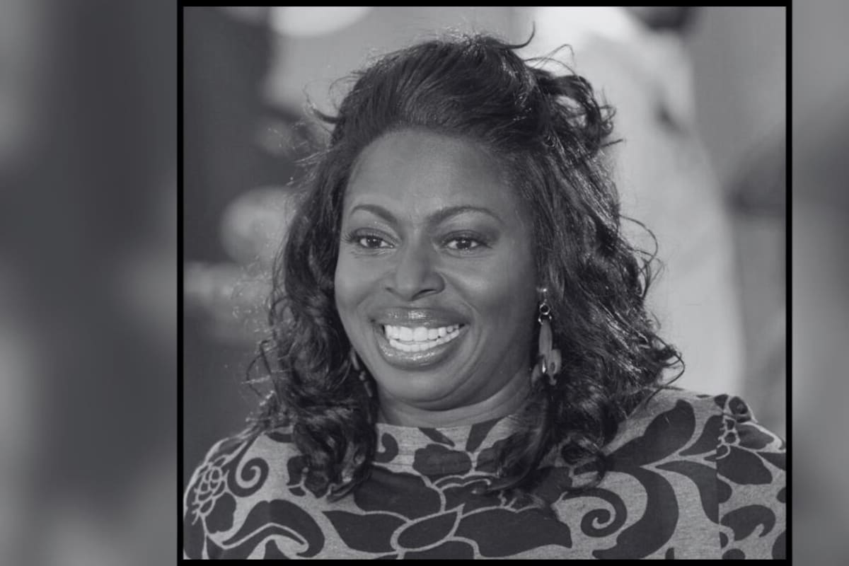 Muere la cantante de soul, Angie Stone, en un fatal accidente de auto