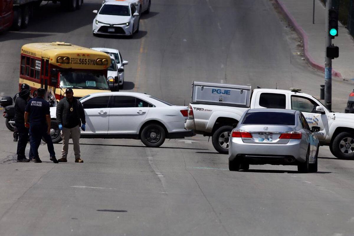 Violencia en Tijuana: Hieren a mujer a bordo de vehículo en bulevar Cucapah