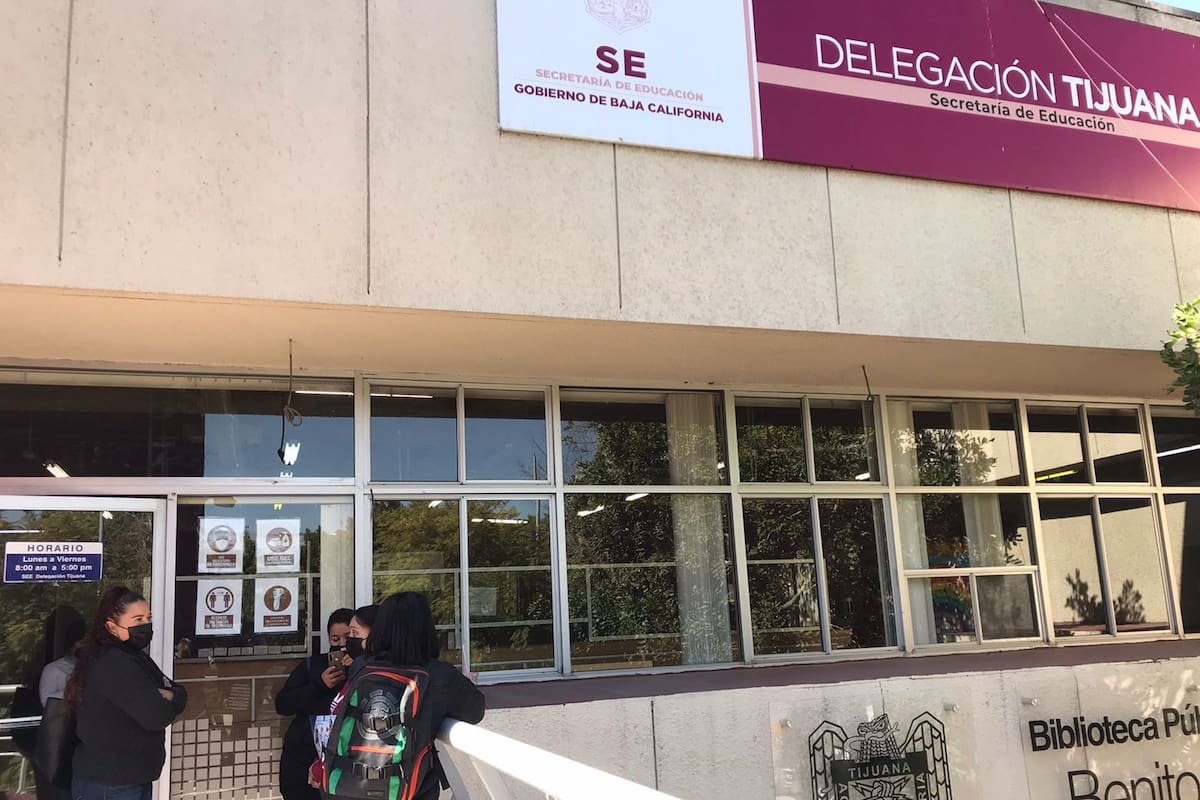 Exigen asignación de un profesor en la primaria California