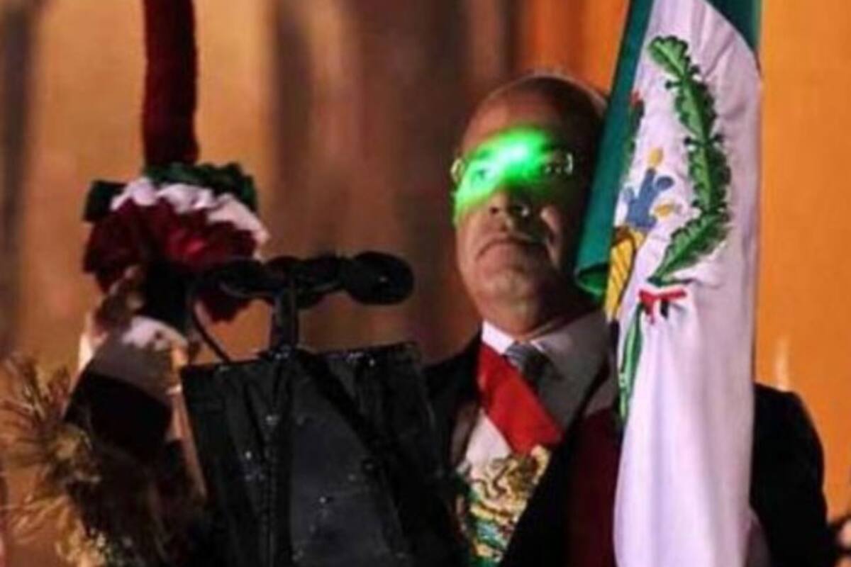 Recuerdan en redes último grito de Felipe Calderón donde le gritaban asesino y le apuntaban con láser