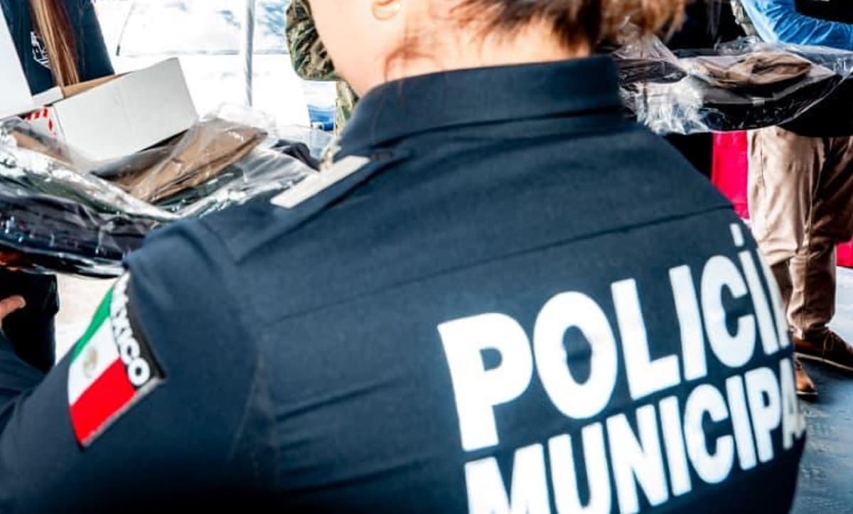 Según la información preliminar, el joven se precipitó desde la estructura mientras el juego estaba en operación. No se ha informado oficialmente qué originó la caída. Foto: Cortesía