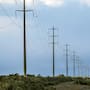 Decenas de residentes pasan días sin electricidad en parque de casas móviles del Condado Imperial