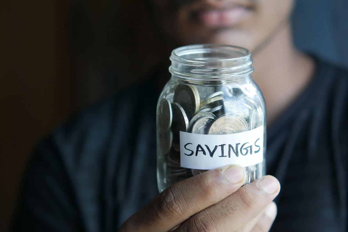 Tener un ahorro para afrontar situaciones inesperadas puede marcar la diferencia entre mantener finanzas sanas o deudas difíciles de pagar. | Foto: Pexels