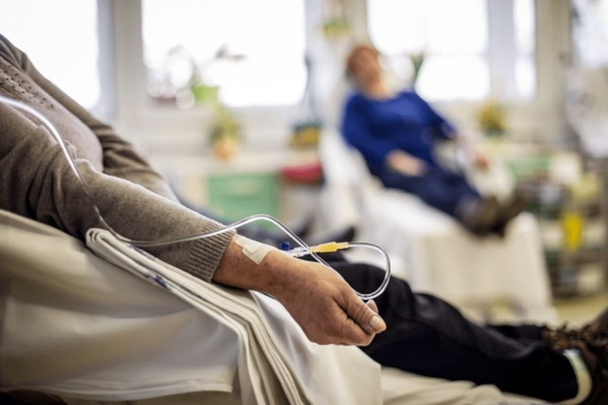 Regalarán masajes y microblading a pacientes con cáncer