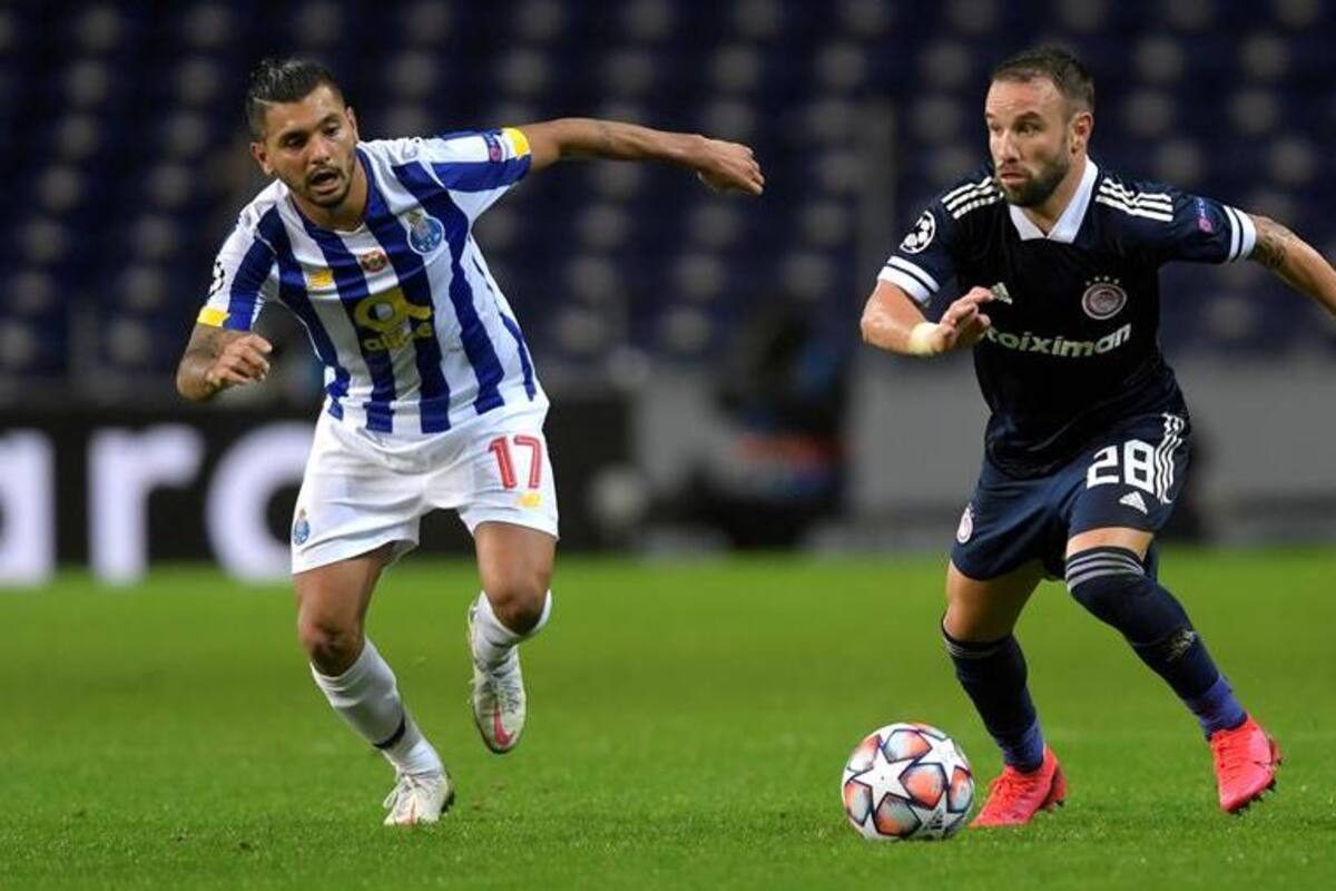"Tecatito" Corona y Héctor Herrera titulares en las victorias de sus equipos de "Champions"