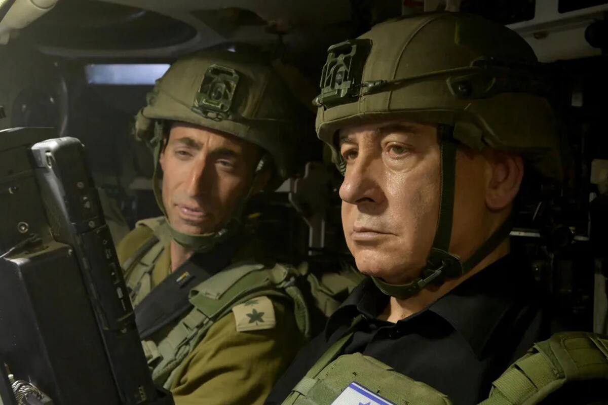 Netanyahu visita a sus tropas en la Franja de Gaza