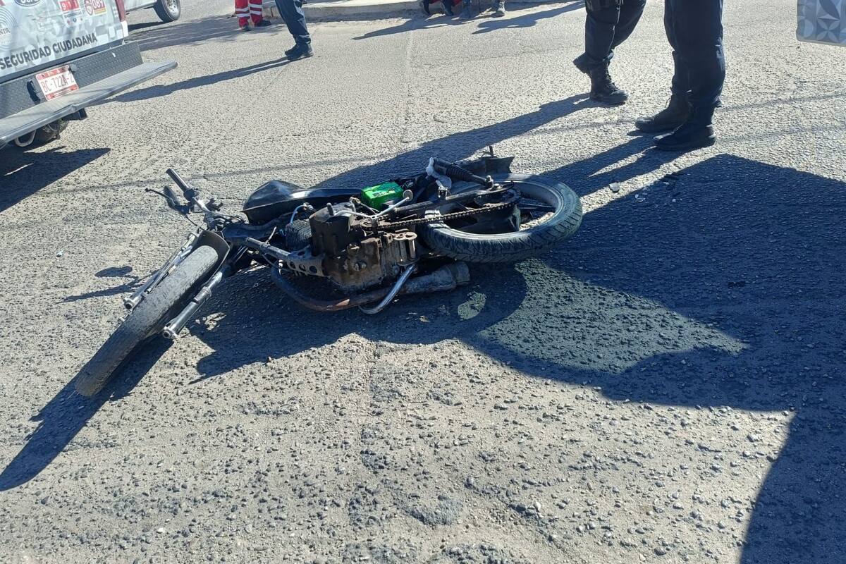 Choca moto contra patrulla de la FESC