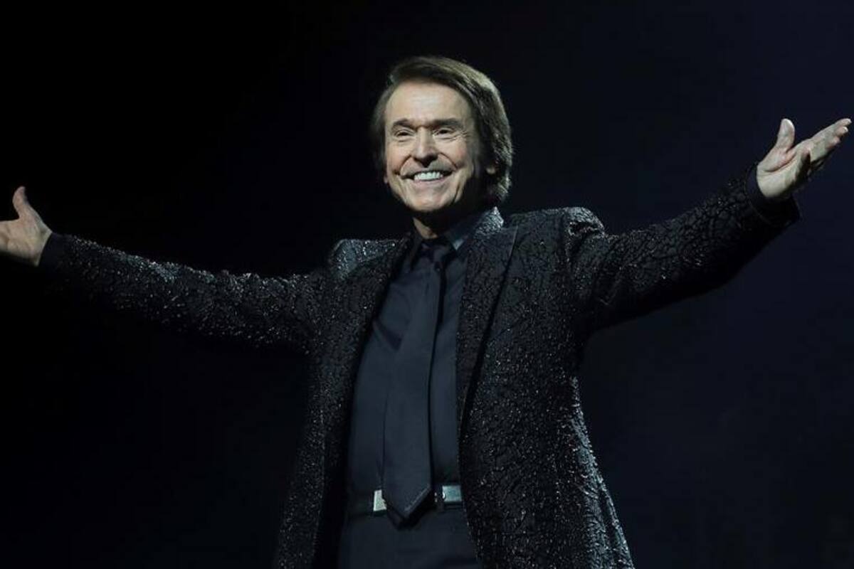 Polémica por concierto de Raphael con 5 mil asistentes pese a la epidemia