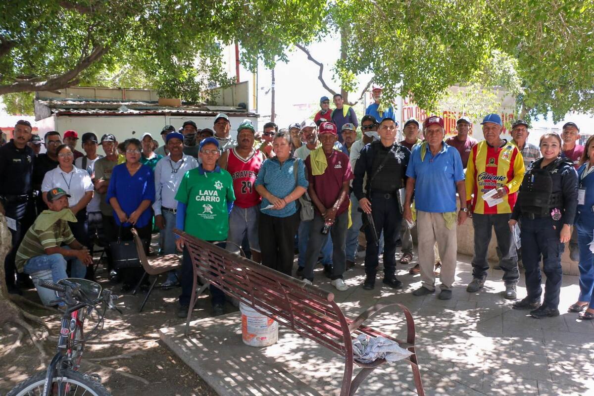 Buscan motivar a lavacarros de CO a mejorar su calidad de vida