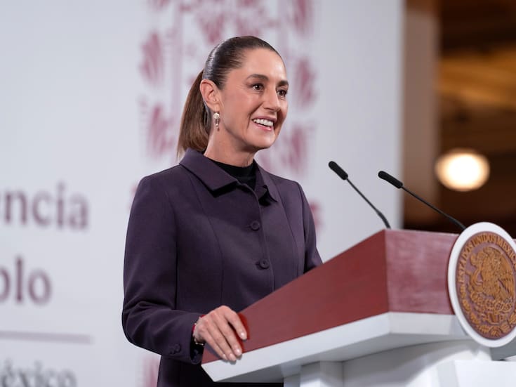 Aunque el gobierno adeude a farmacéuticas, tienen que cumplir con entregas: Sheinbaum