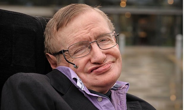 La reflexión de Hawking plantea que reconocer nuestros límites puede ayudarnos a seguir aprendiendo y cuestionar nuestras propias certezas.