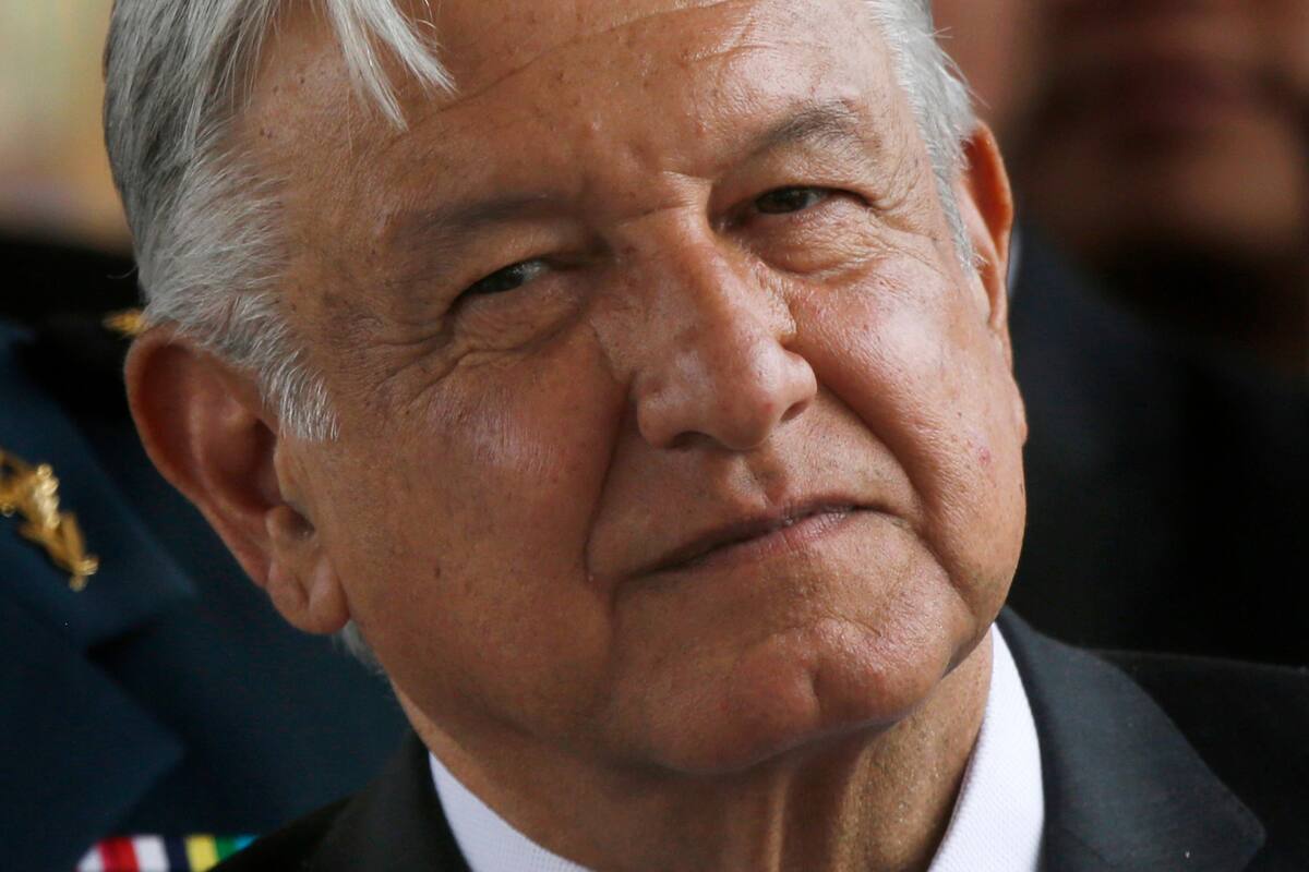 "El fin del mundo": AMLO bromea con renuncia de Lomelí