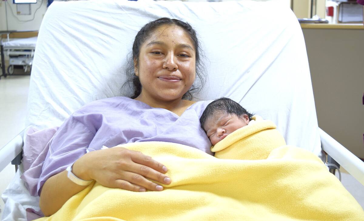 Bebés nacidos en Ensenada y Mexicali.