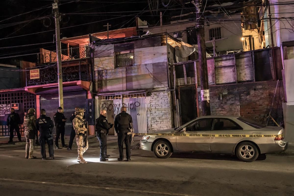 Un hombre fue asesinado a balazos la noche del martes 17 de febrero cuando se encontraba al interior de un domicilio en Cañón Palmeras, Ciudad Jardín, en la delegación Playas de Tijuana. Foto: BorderZoom