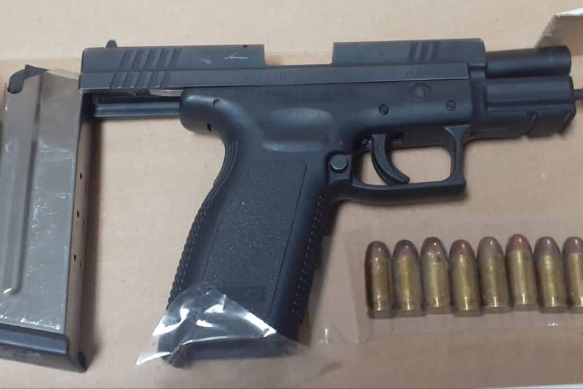 Arrestan a dos armados en un bar de la zona hotelera