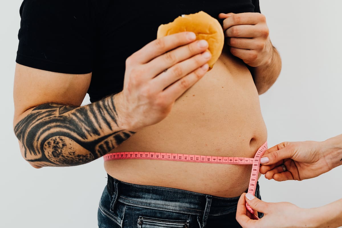 ¿Hinchazón abdominal o grasa abdominal? Claves para identificar la diferencia y actuar