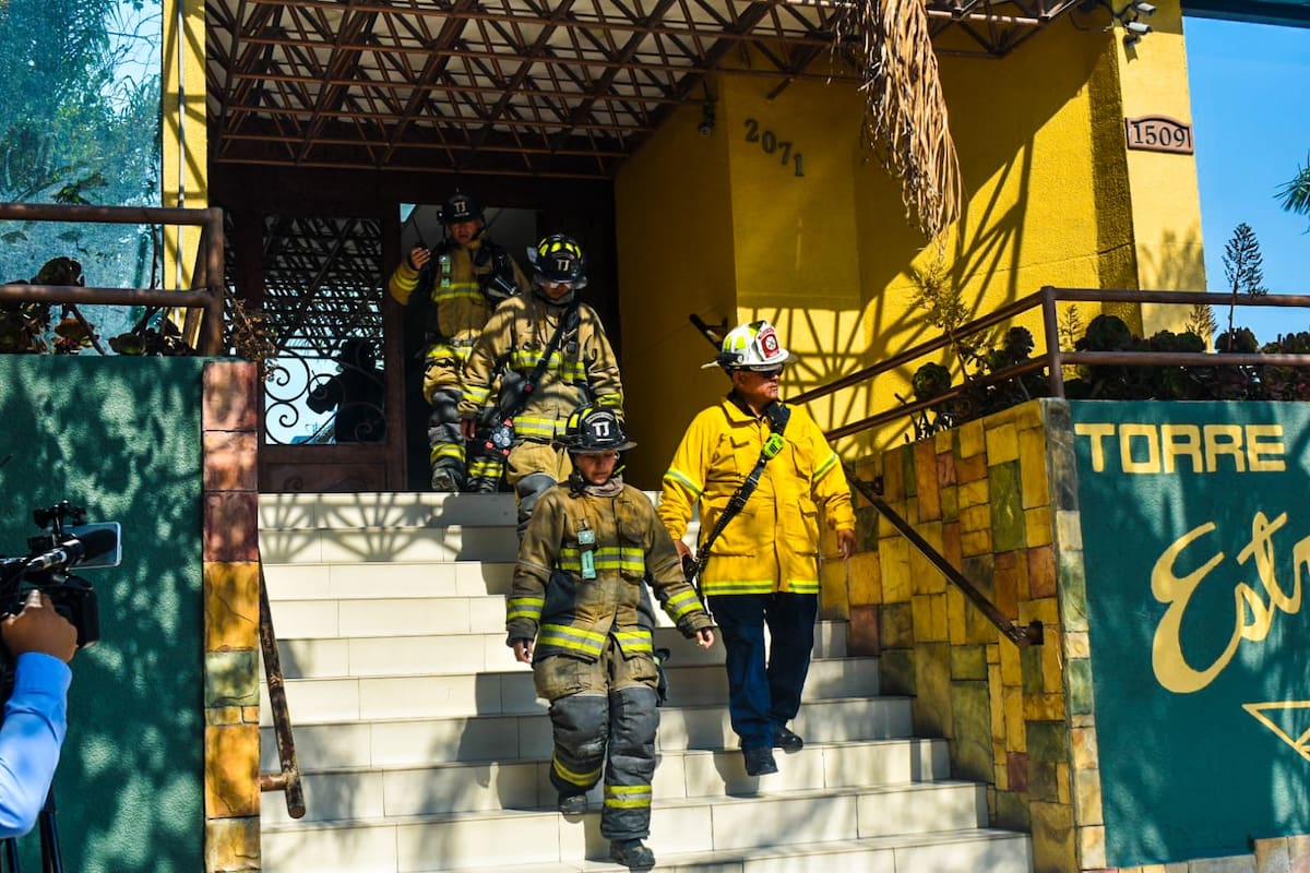 Intentan incendiar oficina en la Torre Estrella de zona río con galón de gasolina