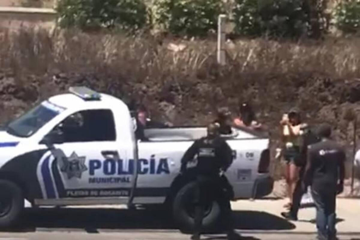 Con hasta 500 dólares extorsionan policías de Rosarito a turistas