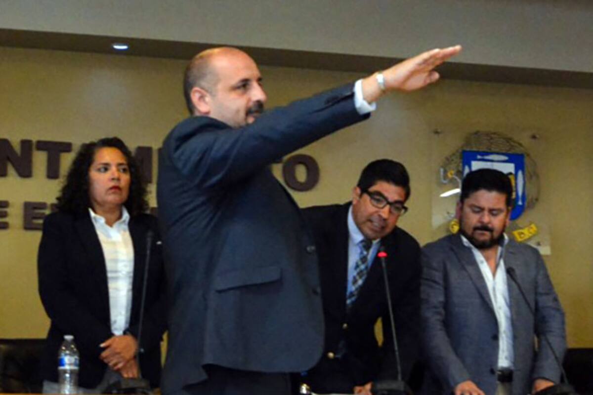 Renuncia secretario general del Ayuntamiento de Ensenada