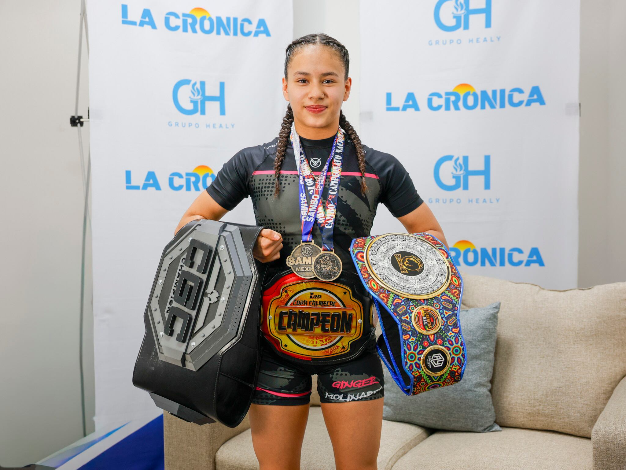 La mexicalense Ginger Molinares posa para La Crónica tras asegurar su clasificación al Campeonato Mundial de Sambo que se realizará en octubre en Grecia. A sus 15 años, logró el pase luego de conquistar dos campeonatos nacionales consecutivos. (Foto: Juan J. Morales)
