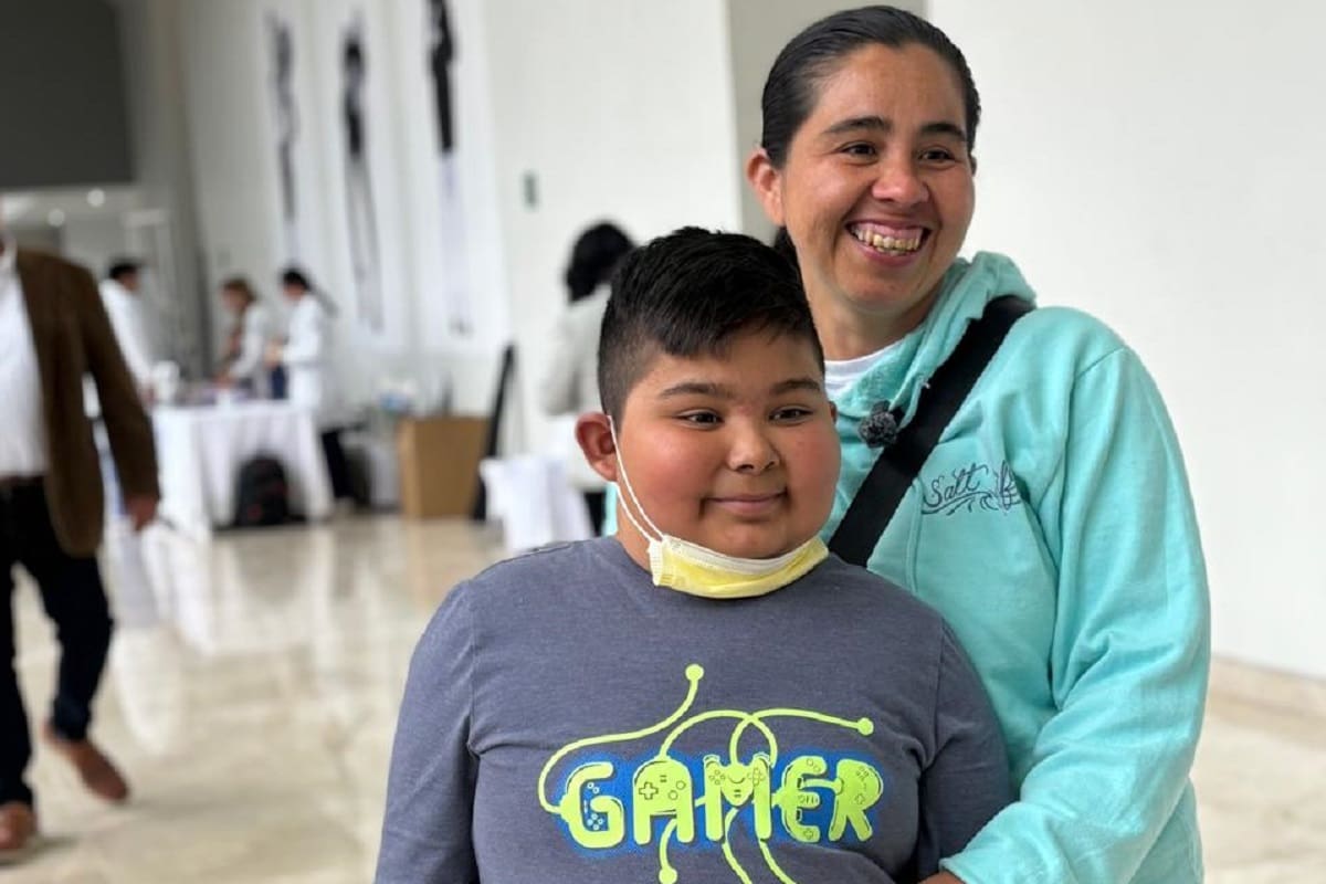 Se sienten bien Panchito y mamá tras trasplante