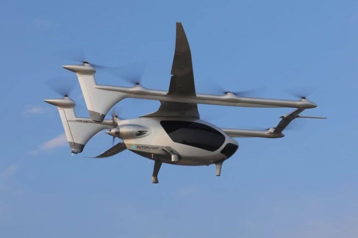 Taxi volador eléctrico realiza primer vuelo de prueba interurbano en China