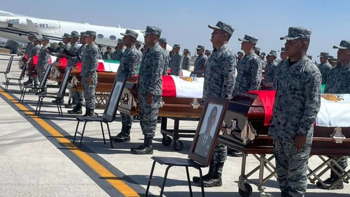 Secretaría de la Defensa Nacional rinde honores a 25 elementos de la Guardia Nacional caídos en operativo donde fue abatido Nemesio Oseguera Cervantes en Jalisco